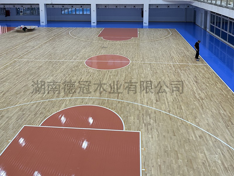 湖南德冠木業(yè)有限公司,德冠運動地板,跳躍者運動地板,籃球館地板,舞臺地板